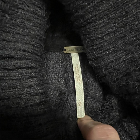 Free People Big City Turtleneck Sweater L Charcoal Soft Cozy Fall Winter Classic - Picture 13 of 13